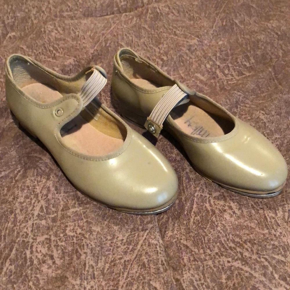 Girls Tap shoes